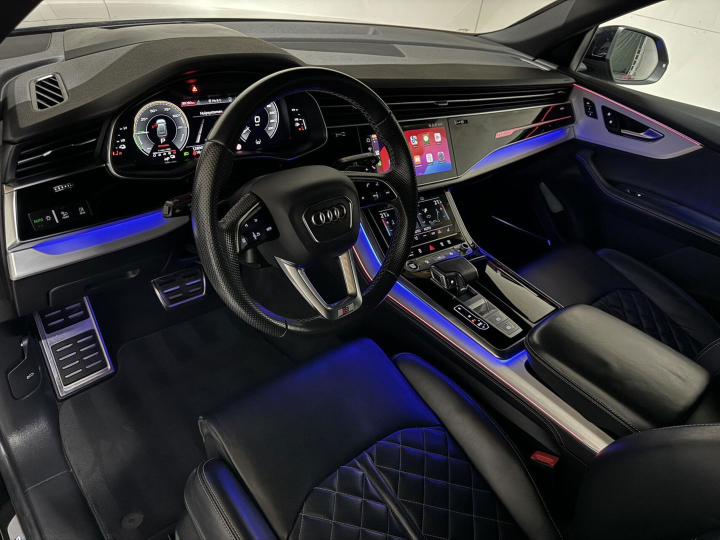 Audi Q8 55 TFSI e Quattro Competition S-Line Pano RS-Seats Sfeer Luchtver. B&O 360º