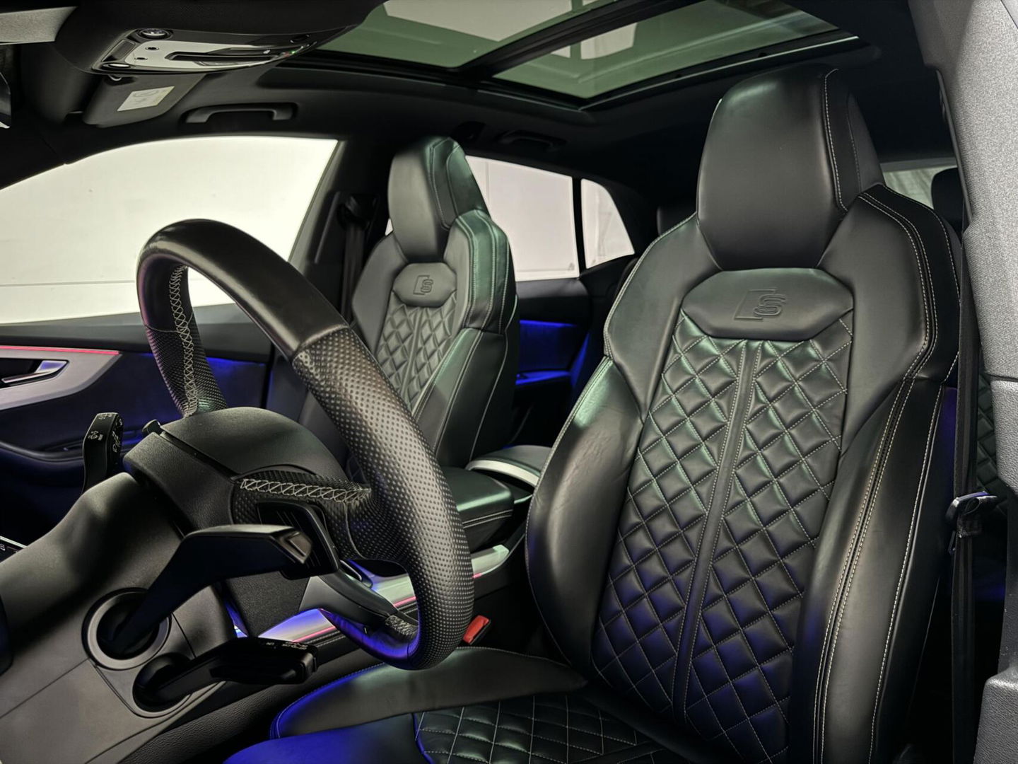 Audi Q8 55 TFSI e Quattro Competition S-Line Pano RS-Seats Sfeer Luchtver. B&O 360º