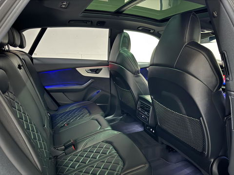 Audi Q8 55 TFSI e Quattro Competition S-Line Pano RS-Seats Sfeer Luchtver. B&O 360º