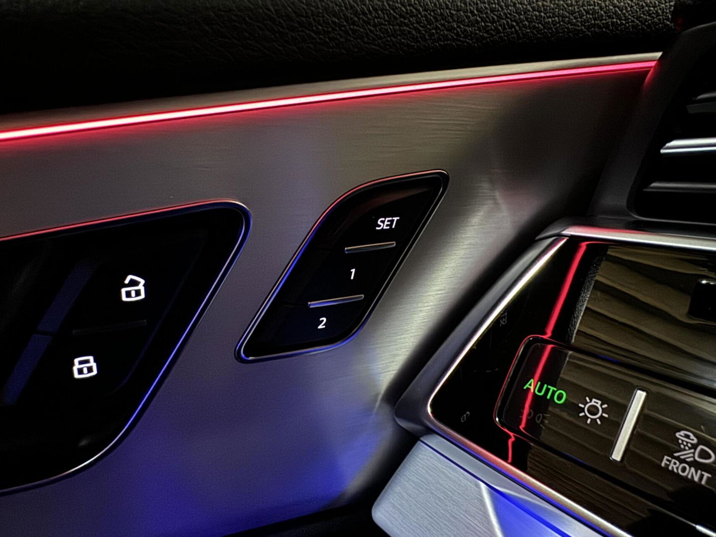 Audi Q8 55 TFSI e Quattro Competition S-Line Pano RS-Seats Sfeer Luchtver. B&O 360º