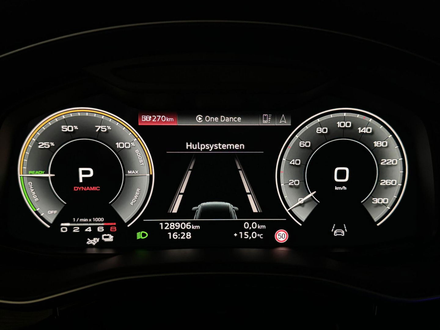 Audi Q8 55 TFSI e Quattro Competition S-Line Pano RS-Seats Sfeer Luchtver. B&O 360º