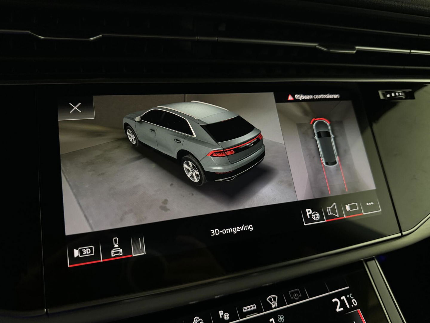 Audi Q8 55 TFSI e Quattro Competition S-Line Pano RS-Seats Sfeer Luchtver. B&O 360º