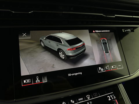 Audi Q8 55 TFSI e Quattro Competition S-Line Pano RS-Seats Sfeer Luchtver. B&O 360º