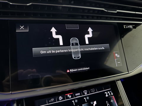 Audi Q8 55 TFSI e Quattro Competition S-Line Pano RS-Seats Sfeer Luchtver. B&O 360º