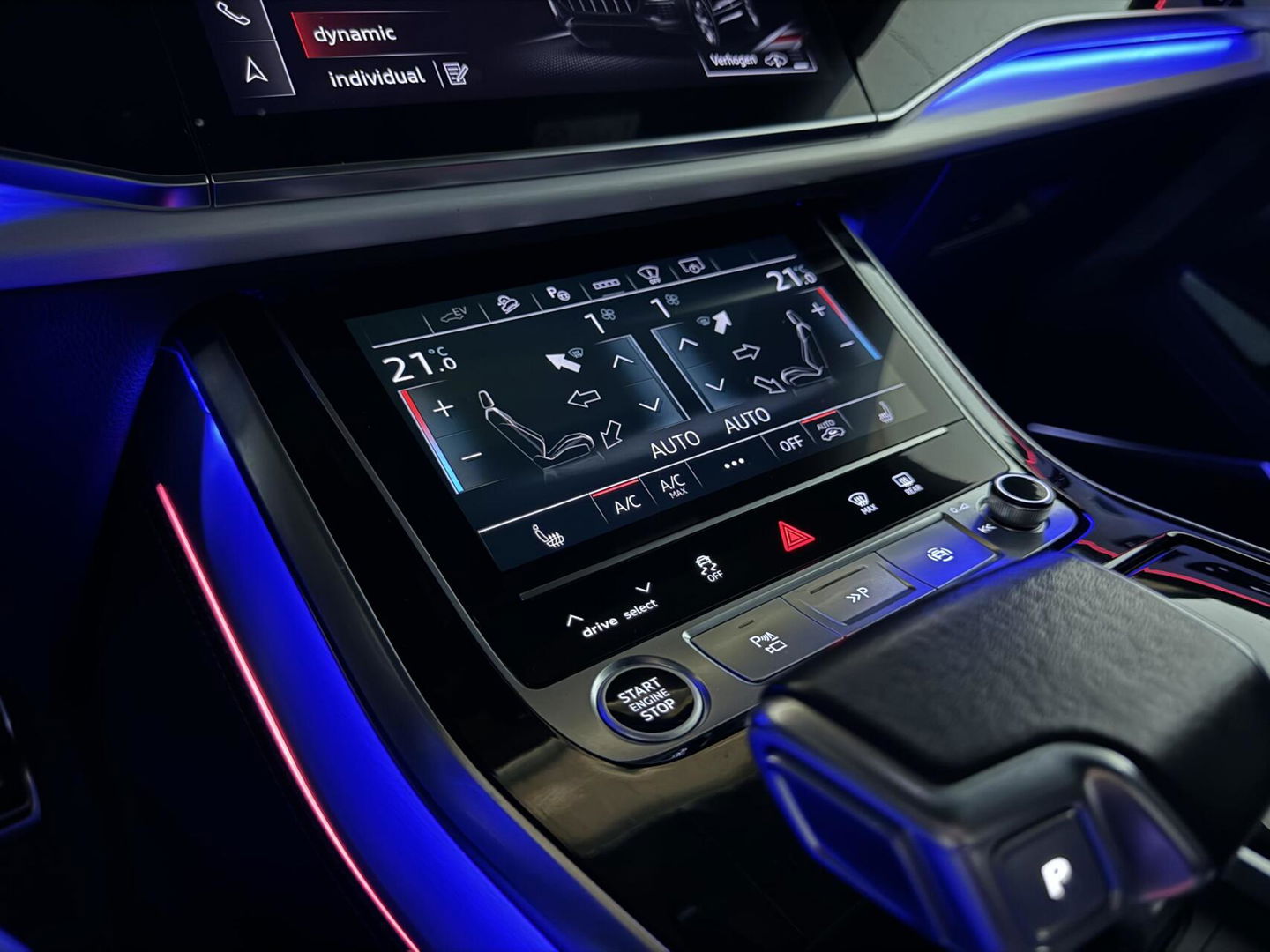 Audi Q8 55 TFSI e Quattro Competition S-Line Pano RS-Seats Sfeer Luchtver. B&O 360º