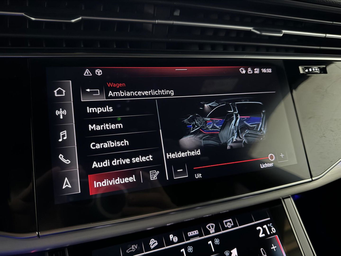 Audi Q8 55 TFSI e Quattro Competition S-Line Pano RS-Seats Sfeer Luchtver. B&O 360º