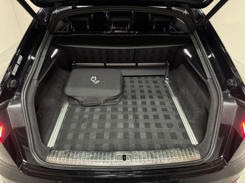 Audi Q8 55 TFSI e Quattro Competition S-Line Pano RS-Seats Sfeer Luchtver. B&O 360º