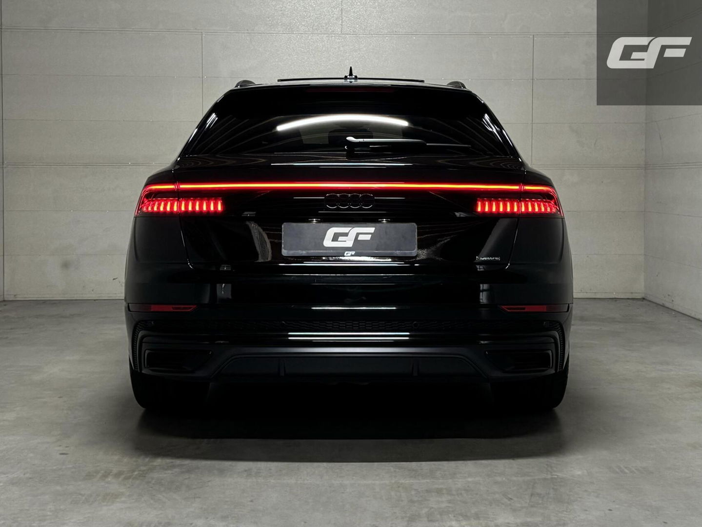 Audi Q8 55 TFSI e Quattro Competition S-Line Pano RS-Seats Sfeer Luchtver. B&O 360º