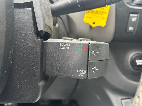 Renault Trafic L2H1 DC Formula Edition | *VERWACHT* | STOELVERWARMING | LEDER | 6 Persoons