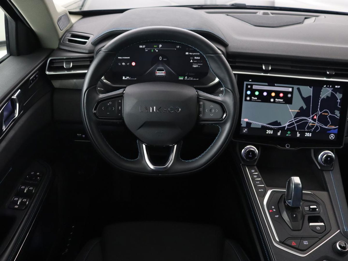 Lynk & Co 01 1.5 Plug In | Panoramadak | Infinity by Harman | Camera | Adaptive cruise | Stoelverwarming | Carplay | Memory | Full LED | PHEV