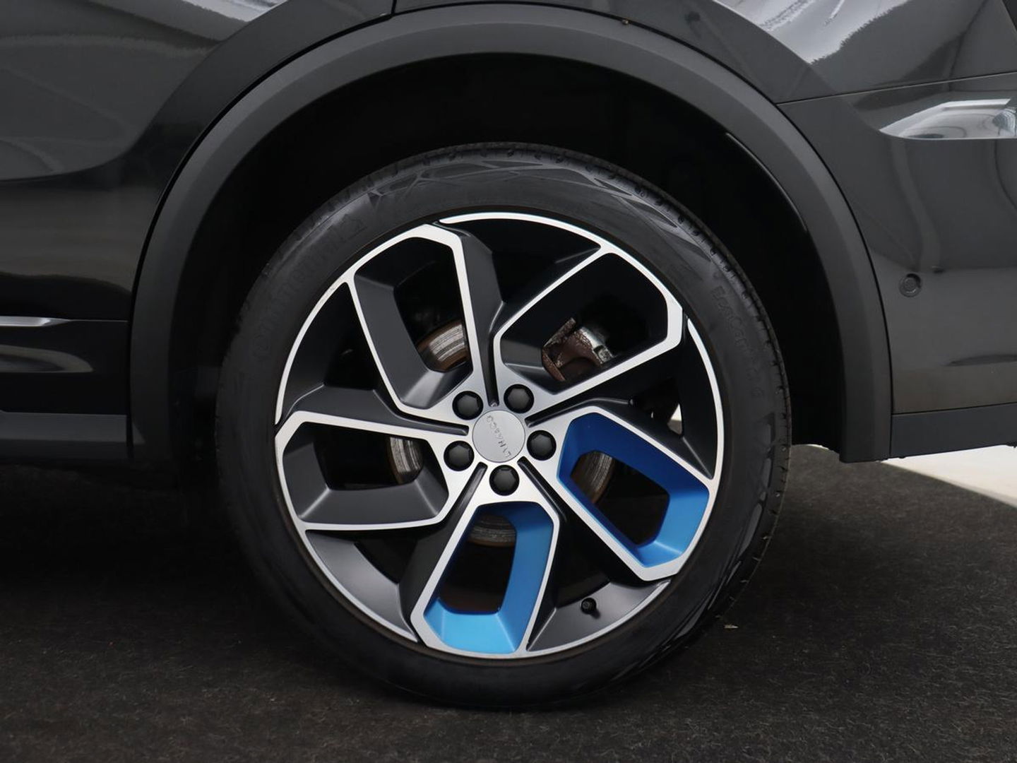 Lynk & Co 01 1.5 Plug In | Panoramadak | Infinity by Harman | Camera | Adaptive cruise | Stoelverwarming | Carplay | Memory | Full LED | PHEV