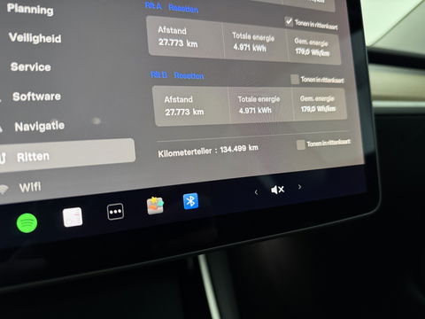 Tesla Model 3 Long Range AWD 75 kWh | Autopilot | Adap. Cruise | Pano | Memory | Virtual | Camera | Keyless | Stoelverw.