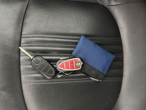 Alfa Romeo MiTo 1.3 JTDm ECO Distinctive *LUXURY-LEATHER | NAVI-FULLMAP | SPORT-SEATS | ECC | PDC | CRUISE | 16''ALU*