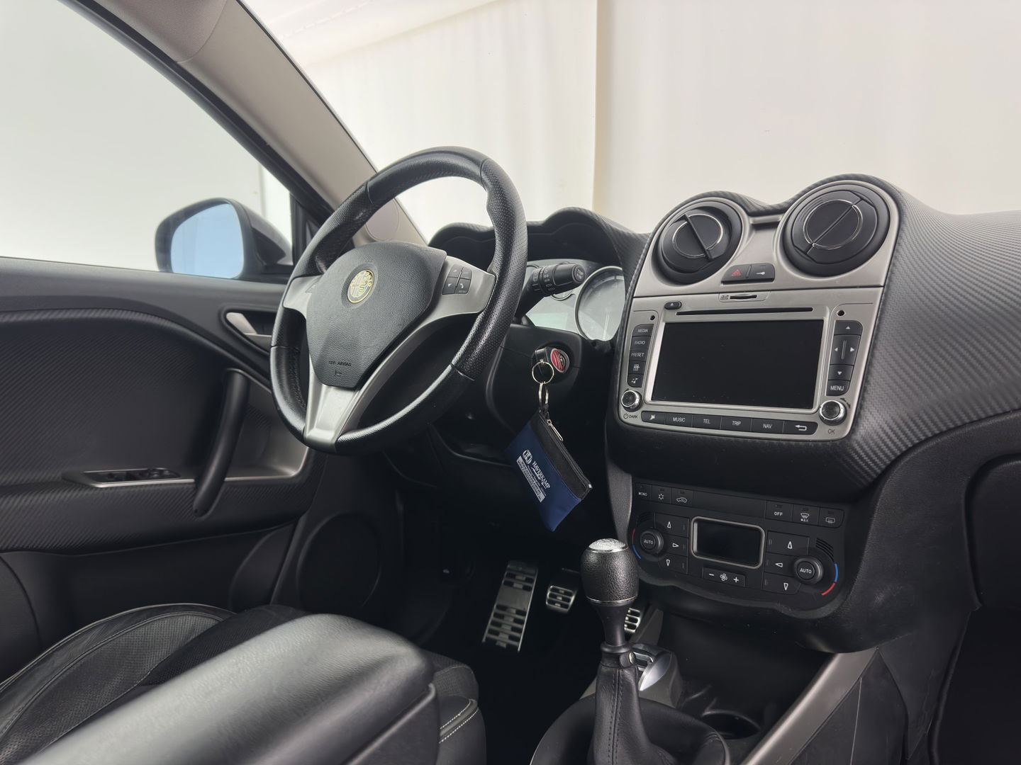 Alfa Romeo MiTo 1.3 JTDm ECO Distinctive *LUXURY-LEATHER | NAVI-FULLMAP | SPORT-SEATS | ECC | PDC | CRUISE | 16''ALU*