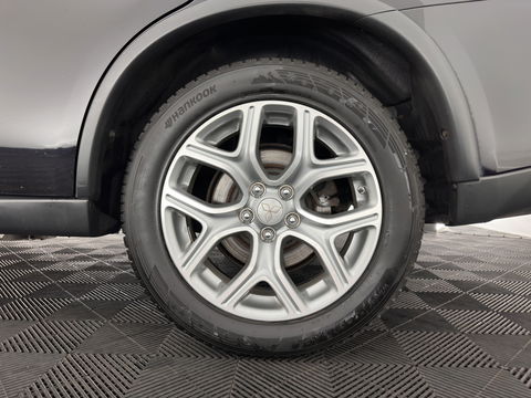 Mitsubishi Outlander 2.0 PHEV Business Edition X-Line (INCL-BTW) Aut. *LEATHER-FABRIC | NAVI-FULLMAP | KEYLESS | CAMERA | COMFORT-SEATS | ECC | CRUISE | PRIVACY-GLASS | SHIFT-PADDLES |  TOWBAR | 18''ALU*