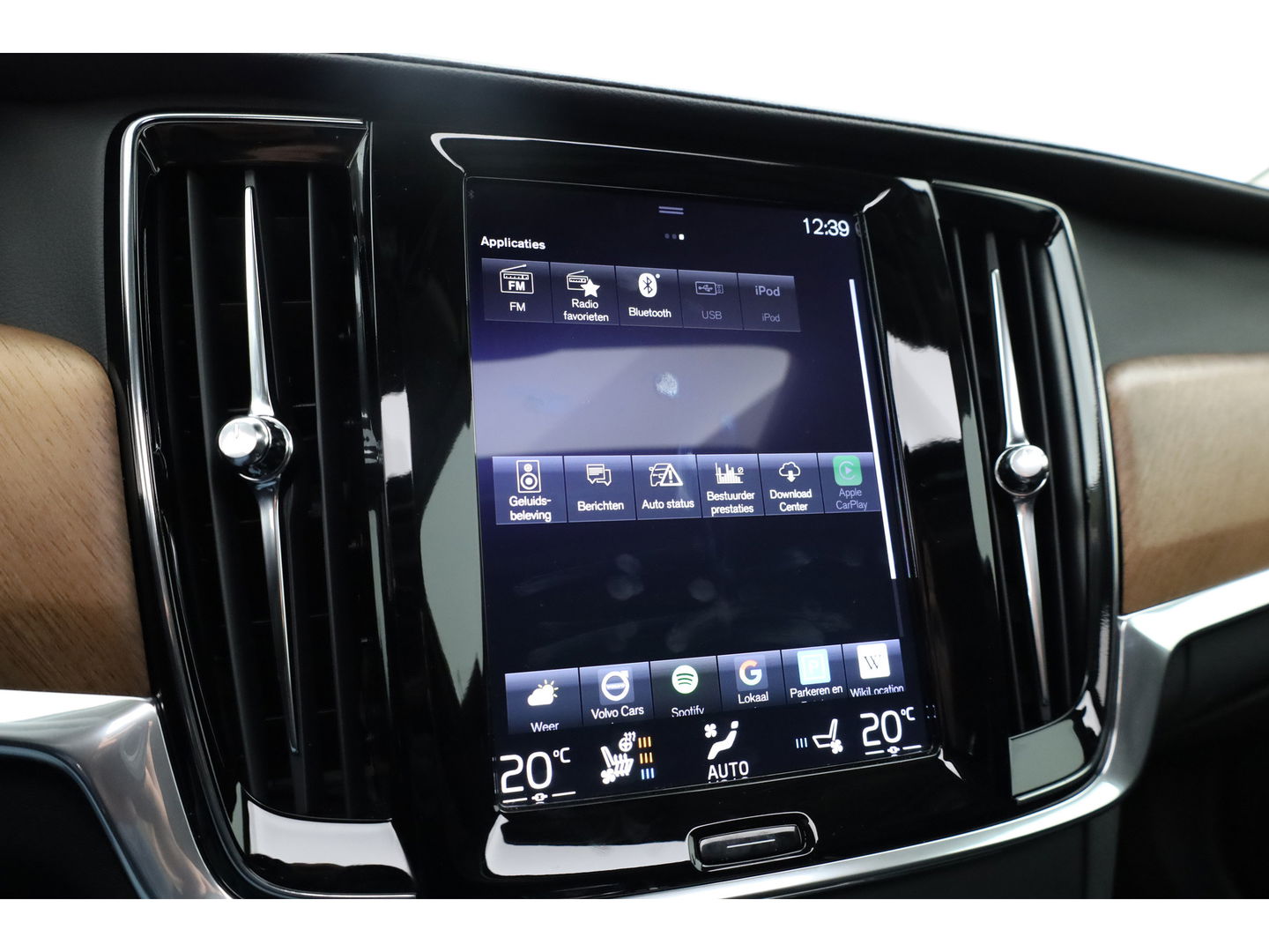 Volvo S90 2.0 T8 AWD Inscription | Polestar | Full Option | B&W audio | luchtvering | Schuifdak | massage | Trekhaak |