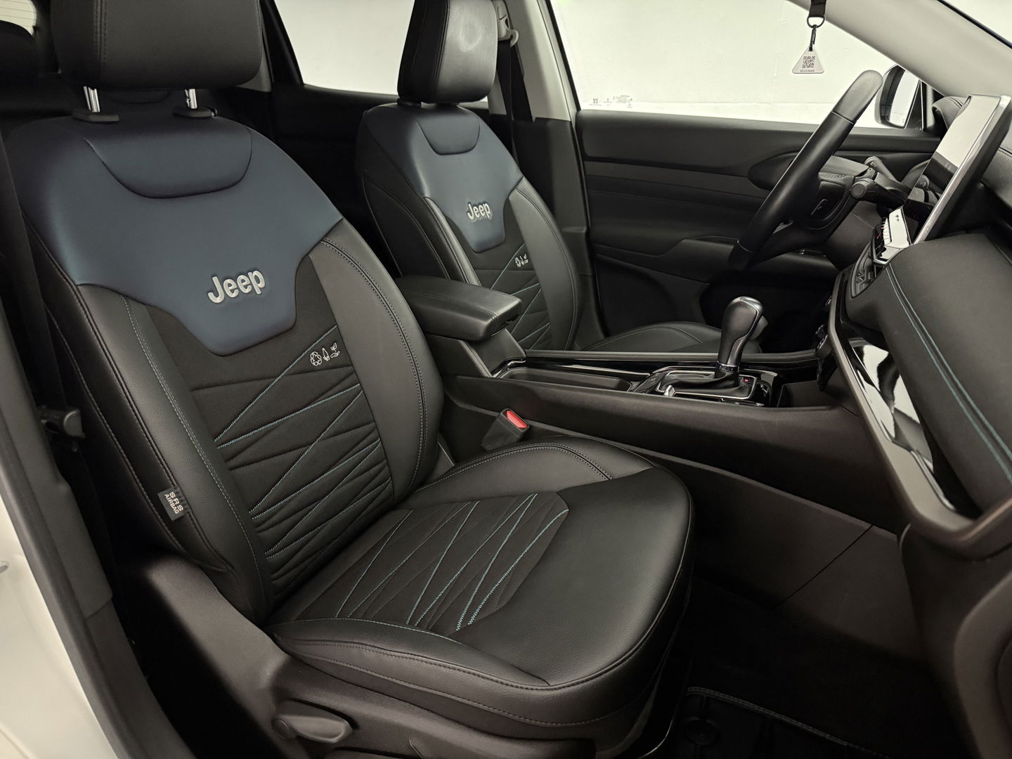 Jeep Compass 4xe 240 Plug-in Hybrid Electric Upland | SOH 95% | Virtual | Carplay | Camera | Stoel/stuurverw. | Adaptive Cruise | LED | Keyless