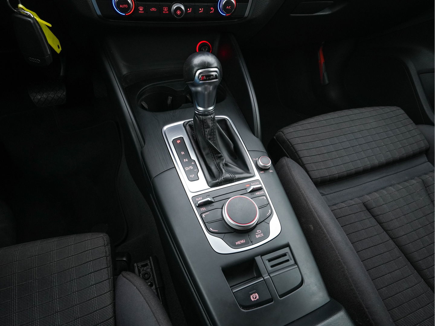 Audi A3 Sportback 1.2 TFSI Ambition Pro Line plus Aut. *NAVI-FULLMAP | XENON | SPORT-SEATS | ECC | CRUISE | 18''ALU*