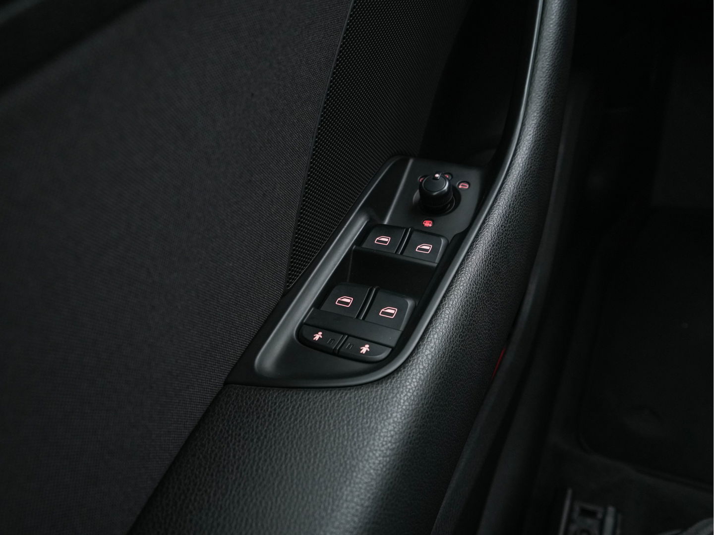 Audi A3 Sportback 1.2 TFSI Ambition Pro Line plus Aut. *NAVI-FULLMAP | XENON | SPORT-SEATS | ECC | CRUISE | 18''ALU*