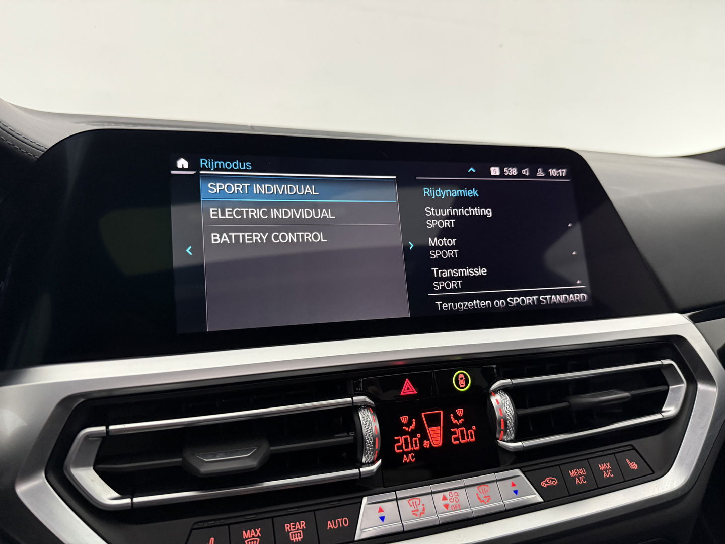 BMW 3-serie 330e eDrive 292PK M-Sport | SOH 90% | Pano | HuD | 360° | Sfeer | Virtual | Memory | Adap. Cruise | Carplay | Keyless | NAP