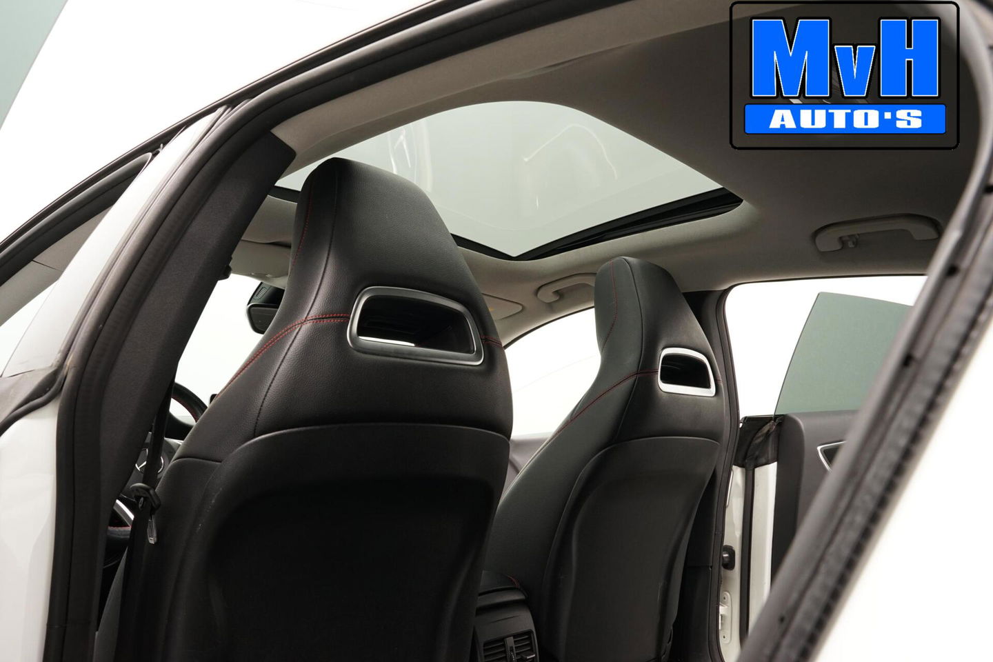 Mercedes-Benz CLA Shooting Brake 180 AMG|PANO|LED|TREKHAAK