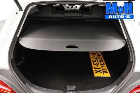 Mercedes-Benz CLA Shooting Brake 180 AMG|PANO|LED|TREKHAAK