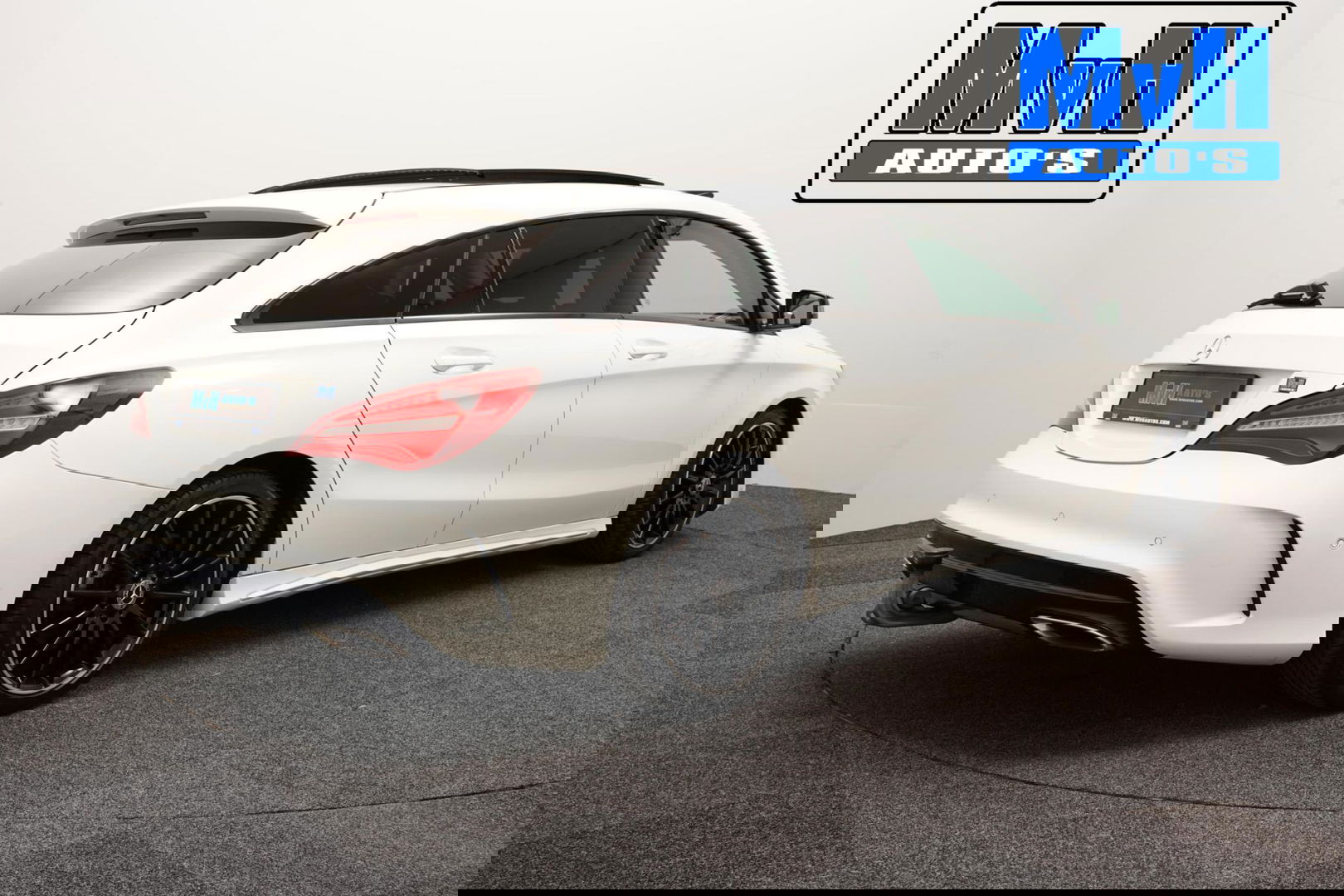 Mercedes-Benz CLA Shooting Brake 180 AMG|PANO|LED|TREKHAAK