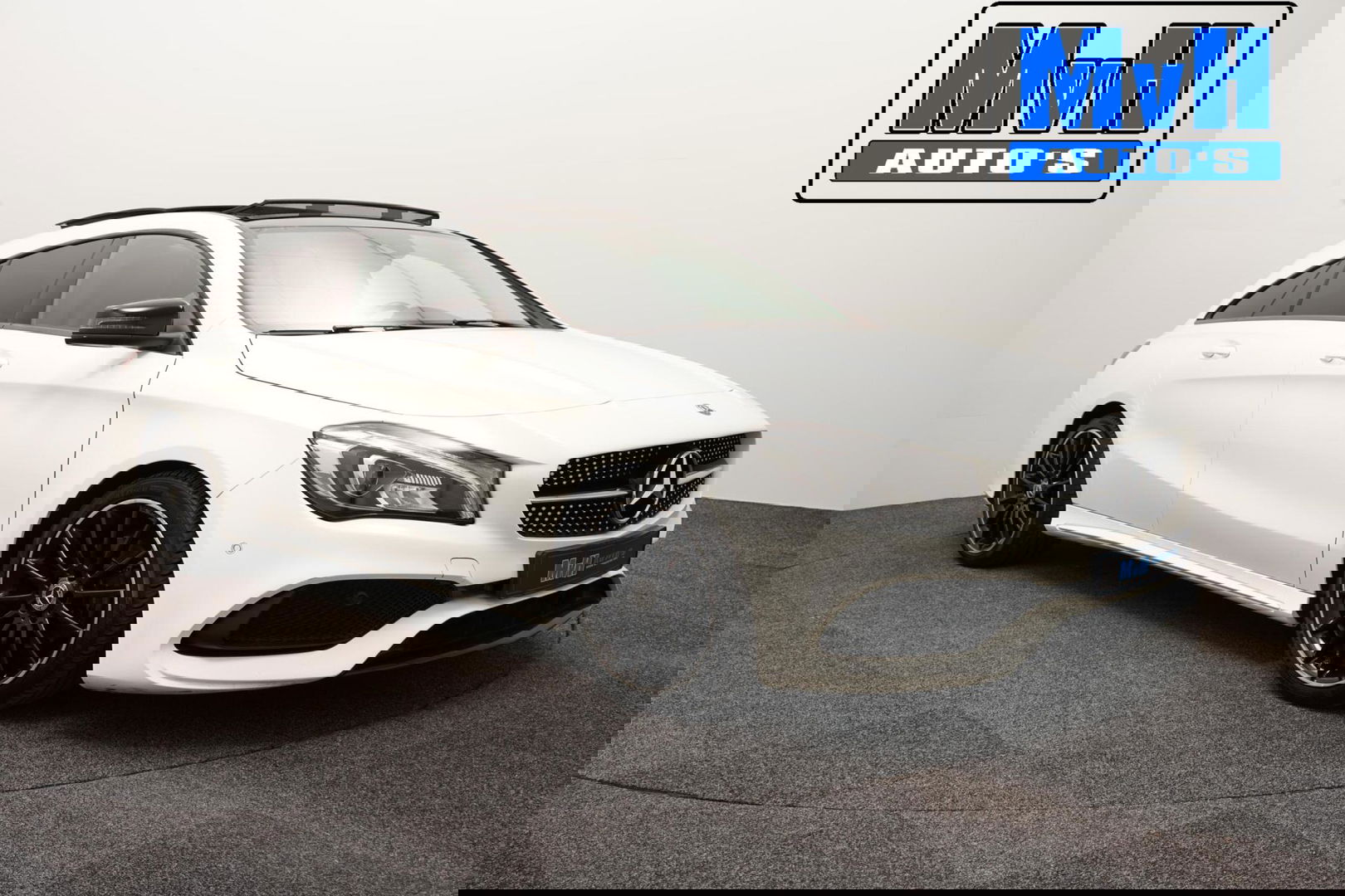 Mercedes-Benz CLA Shooting Brake 180 AMG|PANO|LED|TREKHAAK