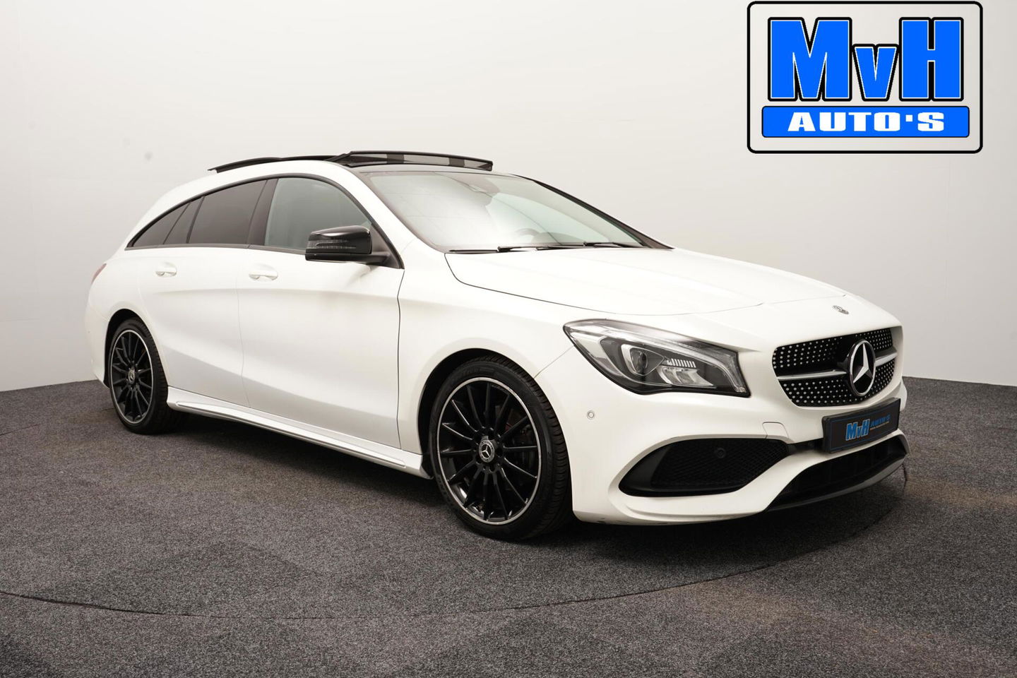 Mercedes-Benz CLA Shooting Brake 180 AMG|PANO|LED|TREKHAAK
