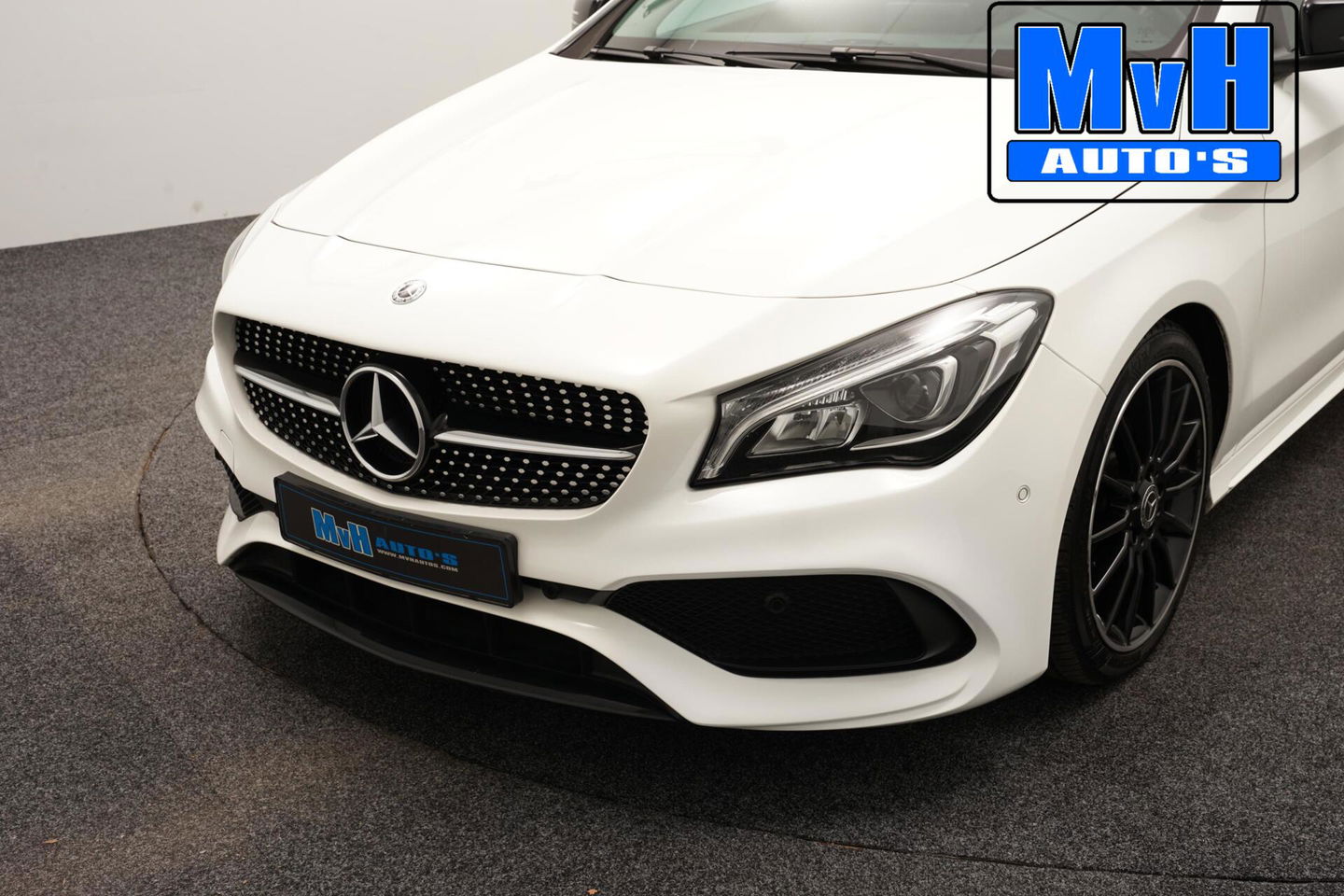 Mercedes-Benz CLA Shooting Brake 180 AMG|PANO|LED|TREKHAAK