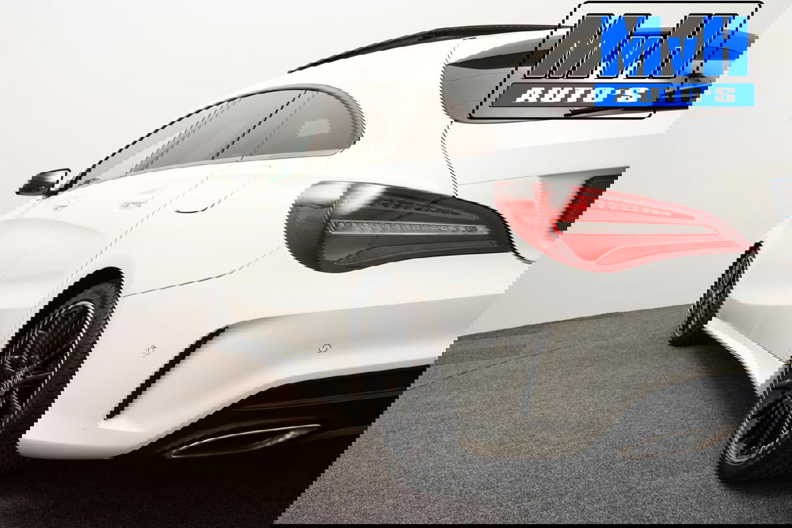 Mercedes-Benz CLA Shooting Brake 180 AMG|PANO|LED|TREKHAAK