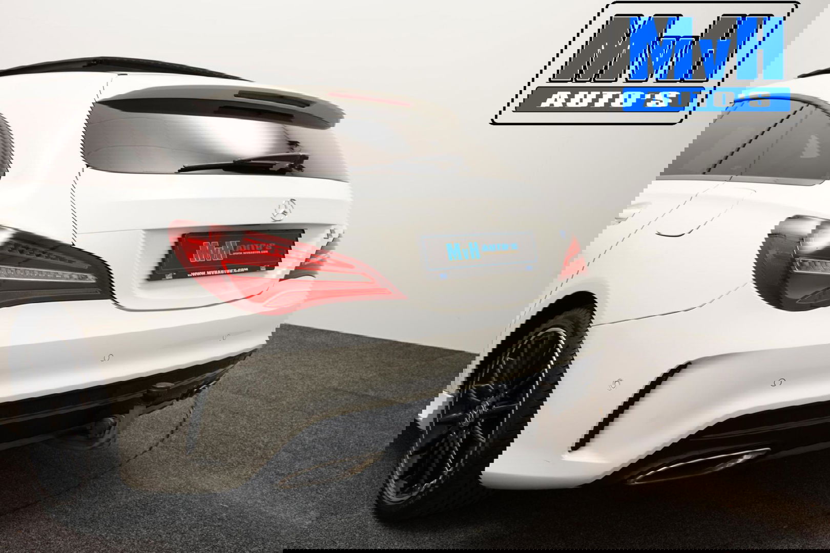 Mercedes-Benz CLA Shooting Brake 180 AMG|PANO|LED|TREKHAAK