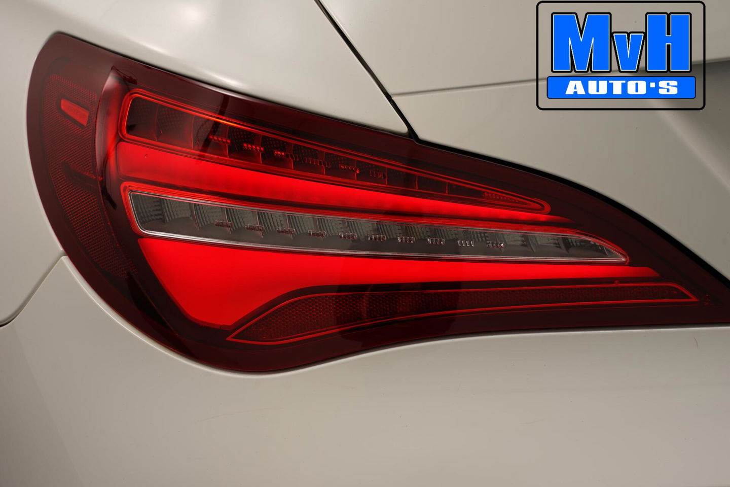 Mercedes-Benz CLA Shooting Brake 180 AMG|PANO|LED|TREKHAAK