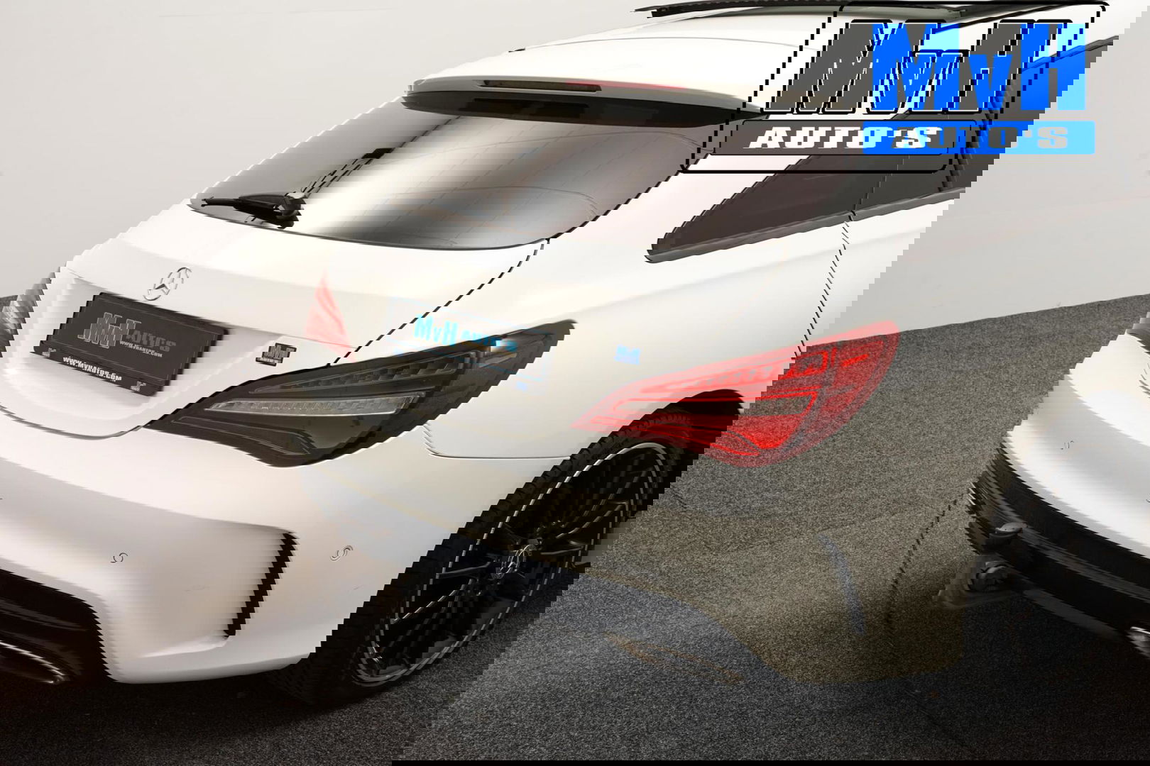 Mercedes-Benz CLA Shooting Brake 180 AMG|PANO|LED|TREKHAAK