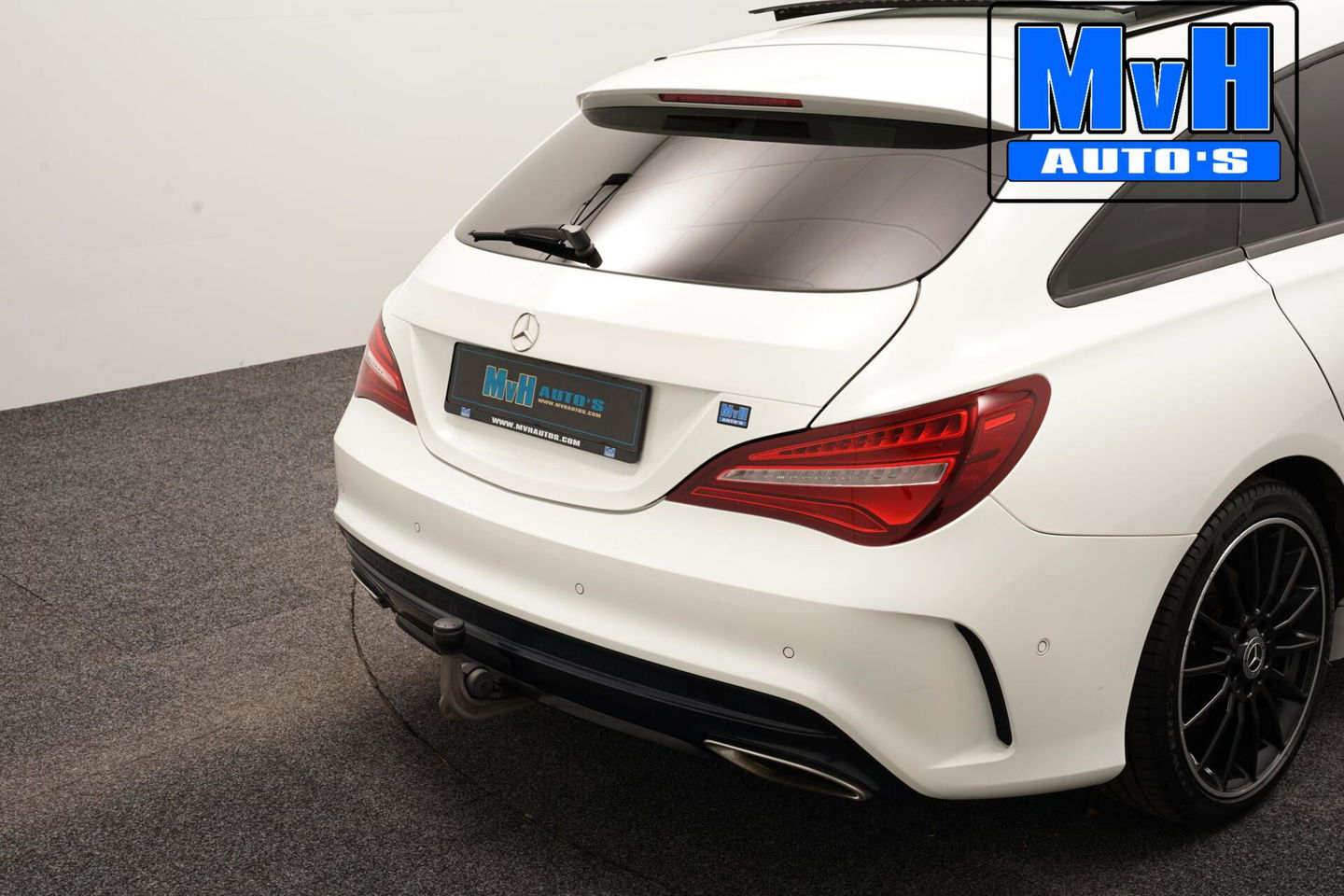 Mercedes-Benz CLA Shooting Brake 180 AMG|PANO|LED|TREKHAAK