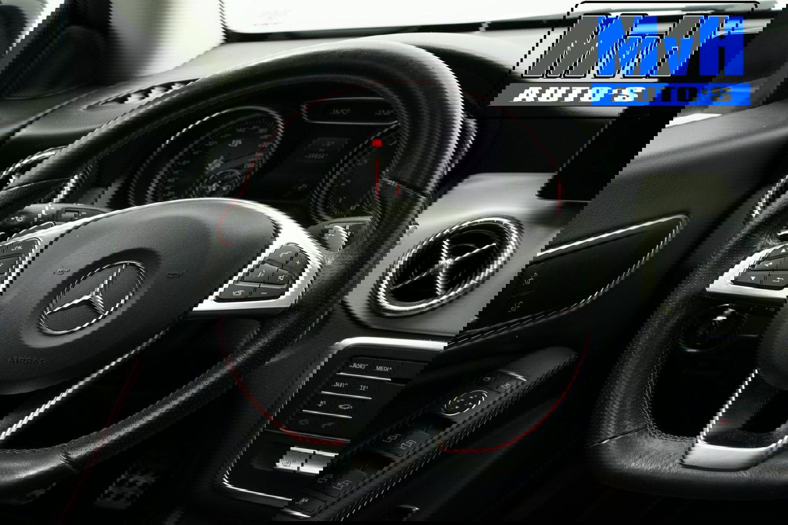 Mercedes-Benz CLA Shooting Brake 180 AMG|PANO|LED|TREKHAAK