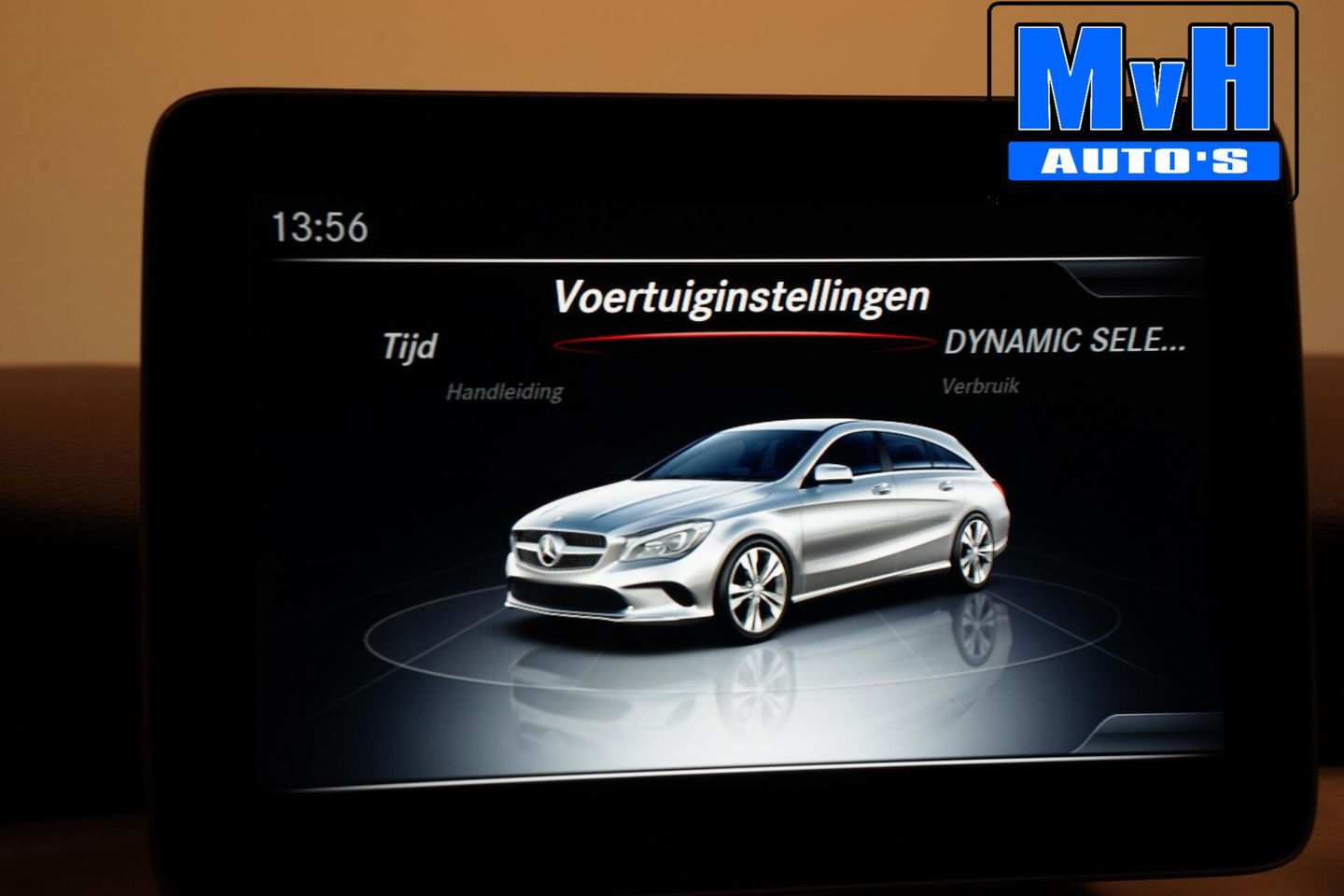 Mercedes-Benz CLA Shooting Brake 180 AMG|PANO|LED|TREKHAAK