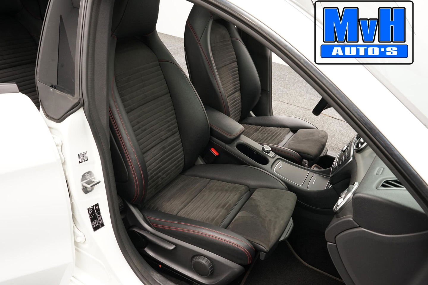 Mercedes-Benz CLA Shooting Brake 180 AMG|PANO|LED|TREKHAAK