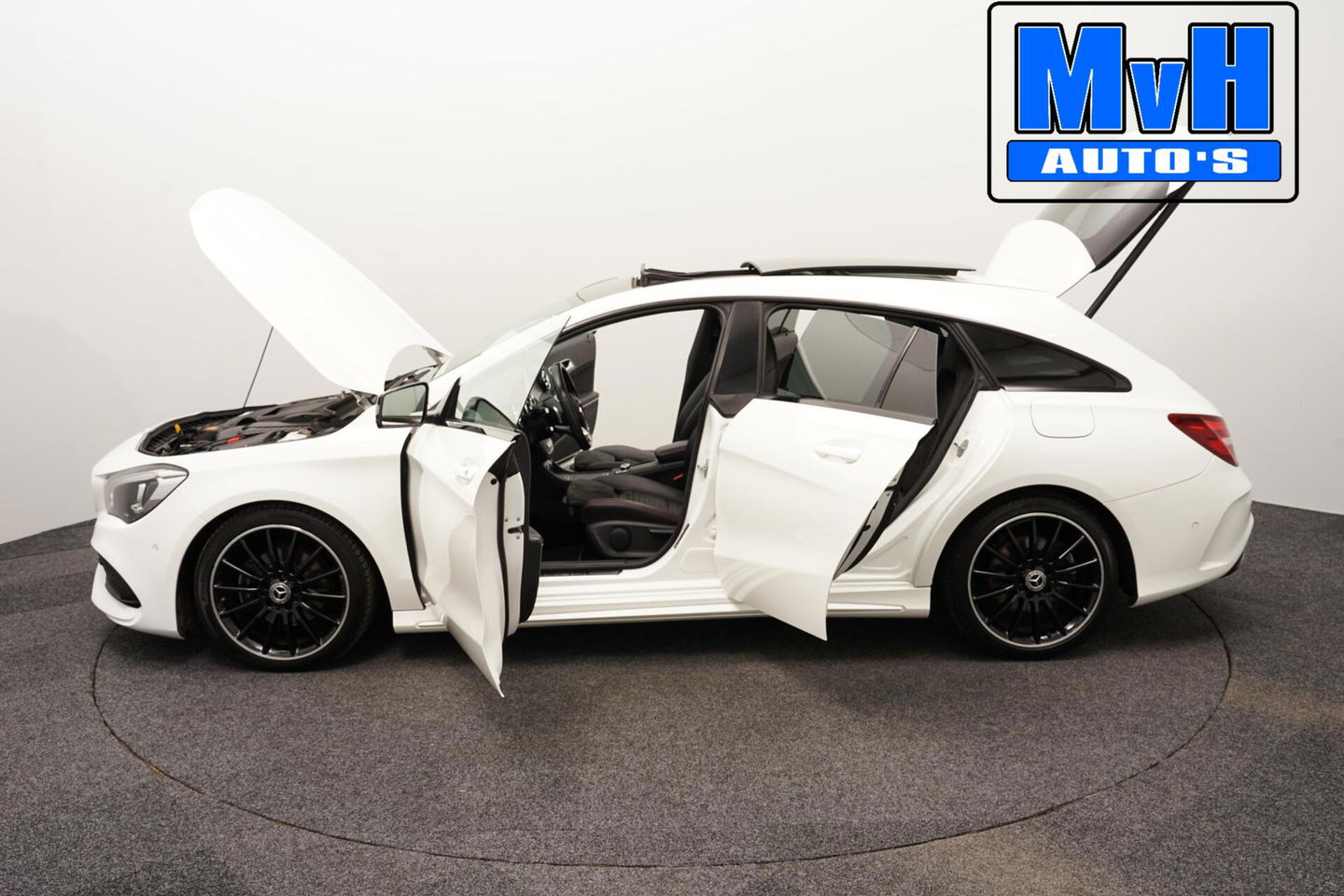 Mercedes-Benz CLA Shooting Brake 180 AMG|PANO|LED|TREKHAAK