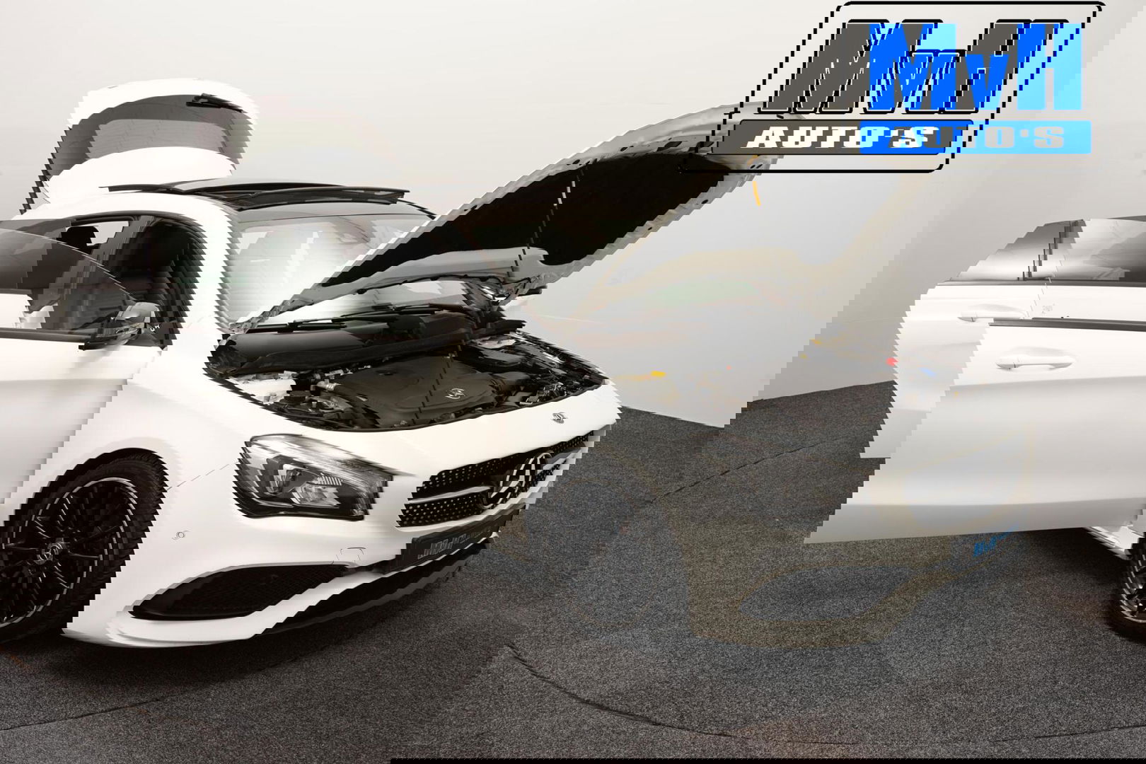 Mercedes-Benz CLA Shooting Brake 180 AMG|PANO|LED|TREKHAAK