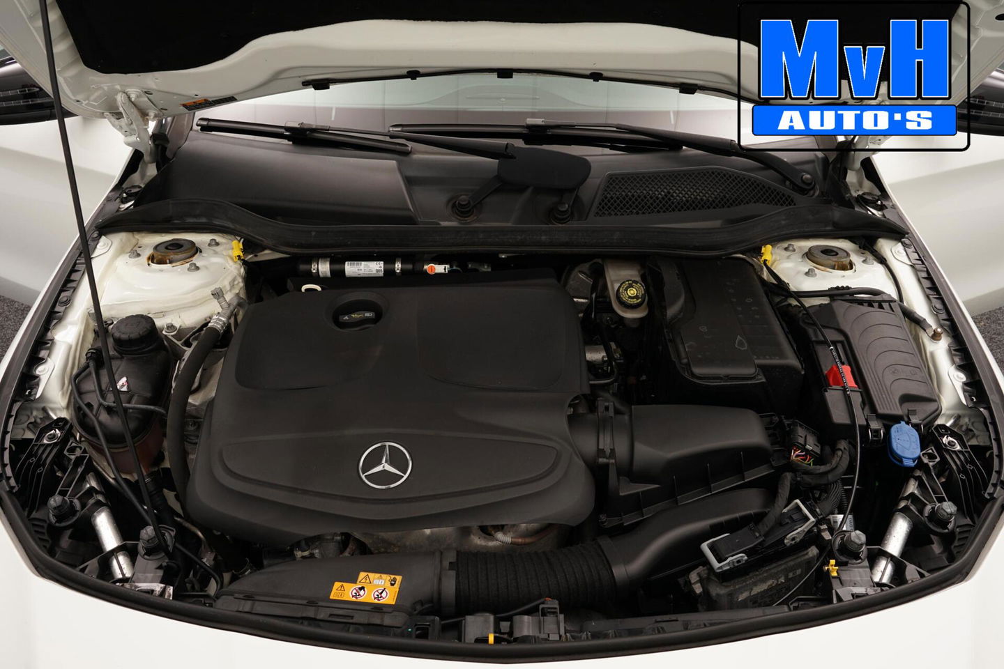 Mercedes-Benz CLA Shooting Brake 180 AMG|PANO|LED|TREKHAAK