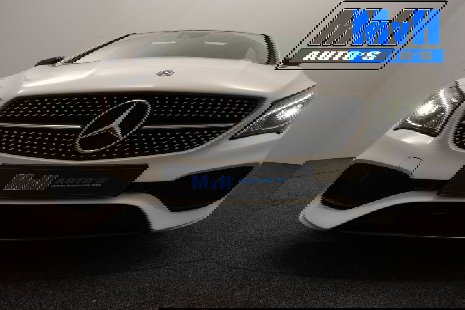 Mercedes-Benz CLA Shooting Brake 180 AMG|PANO|LED|TREKHAAK