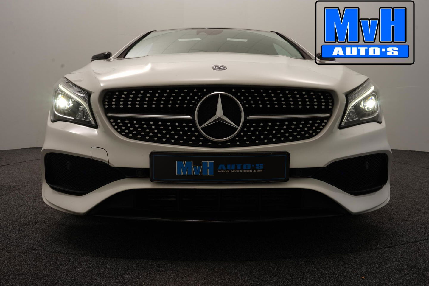 Mercedes-Benz CLA Shooting Brake 180 AMG|PANO|LED|TREKHAAK