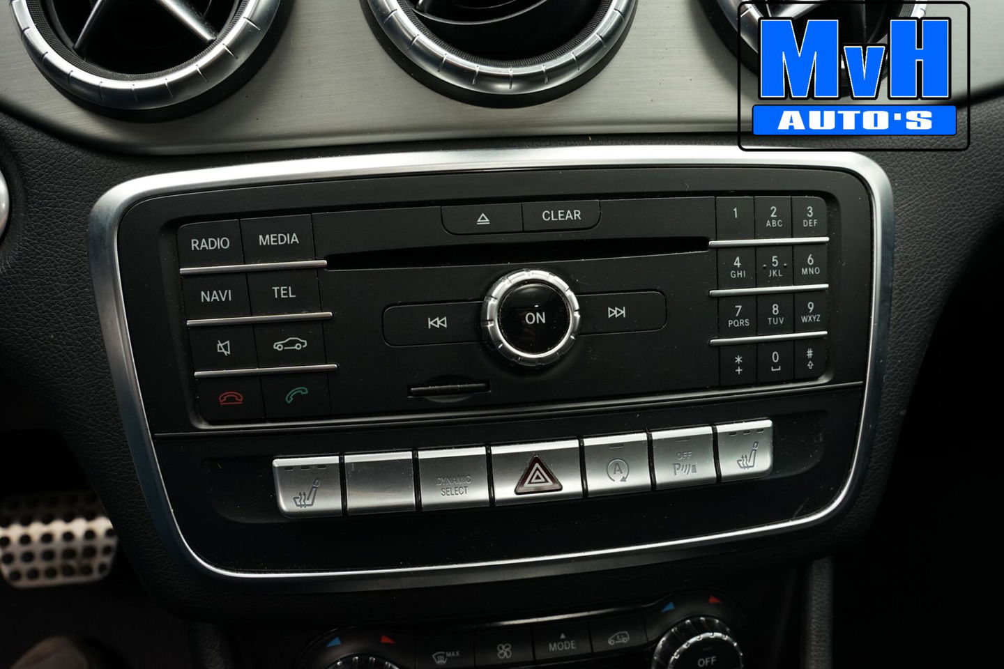 Mercedes-Benz CLA Shooting Brake 180 AMG|PANO|LED|TREKHAAK