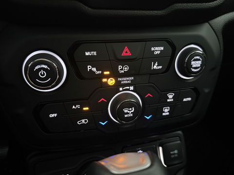 Jeep Renegade 4xe 240PK Plug-in Hybrid Electric S | SOH: 97% | Camera | Stoel/stuurverw. | Navi | Adaptive Cruise | Dodehoek | Keyless