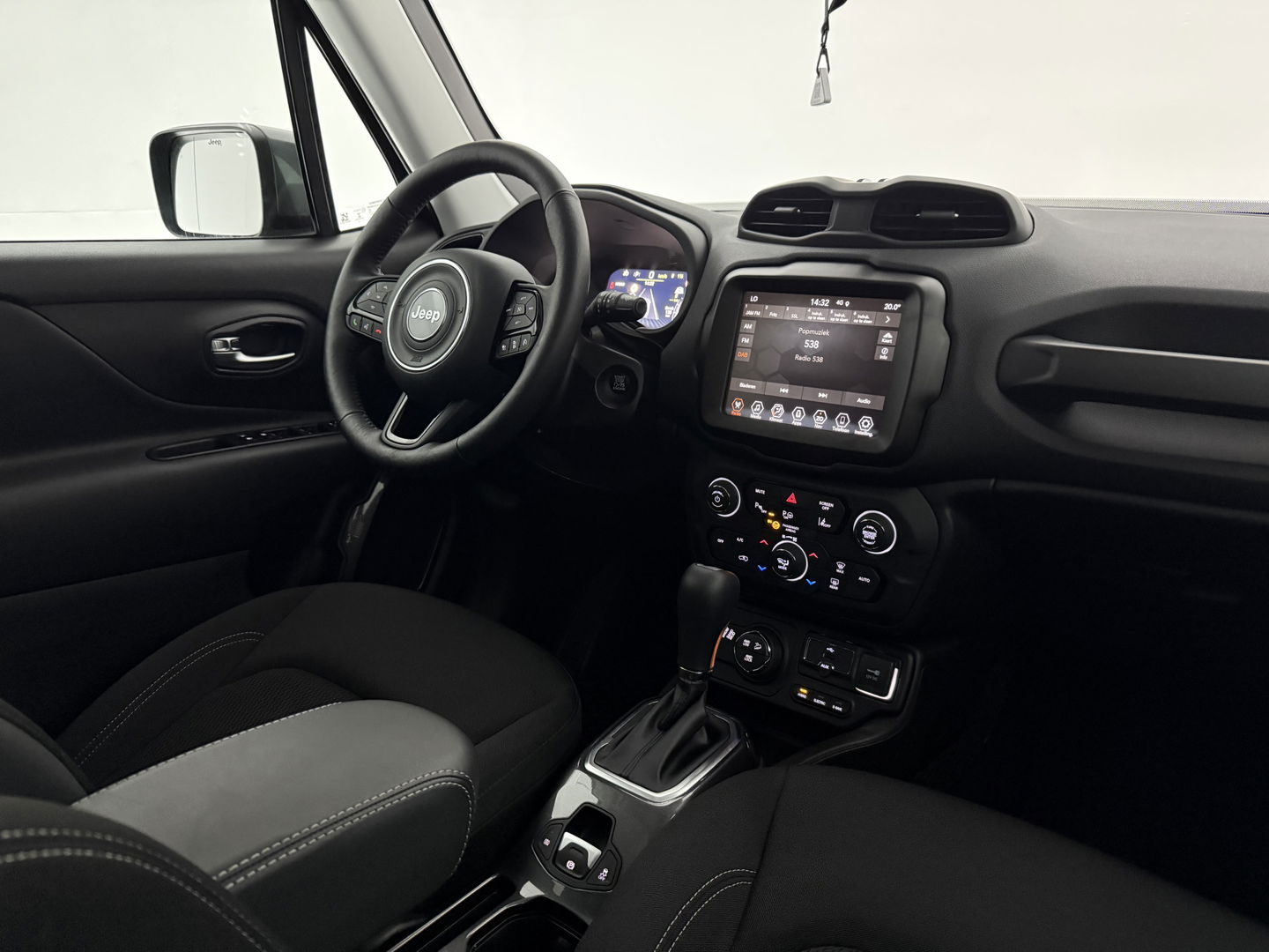 Jeep Renegade 4xe 240PK Plug-in Hybrid Electric S | SOH: 97% | Camera | Stoel/stuurverw. | Navi | Adaptive Cruise | Dodehoek | Keyless