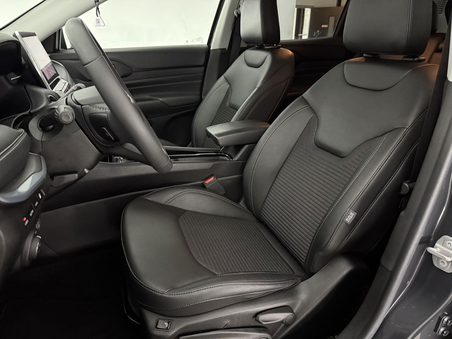 Jeep Compass 4xe 190 Plug-in Hybrid Electric Limited | SOH: 85% | Virtual | LED | Carplay | Camera | Adaptive Cruise | Parkeersens.