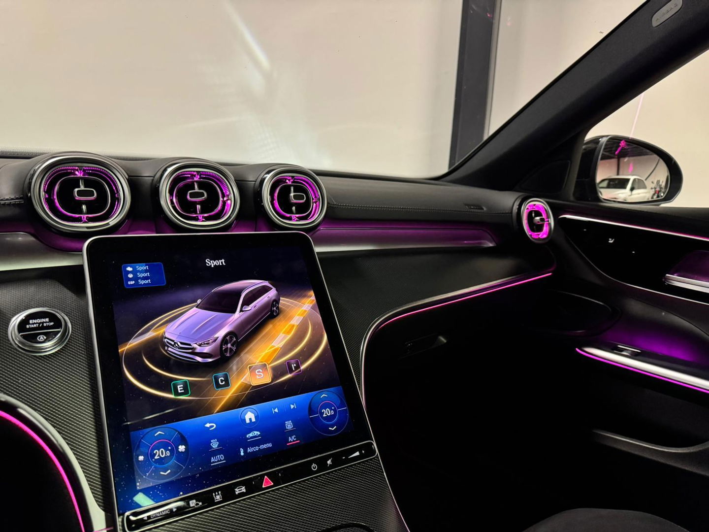 Mercedes-Benz C-Klasse 220 d 4MATIC AMG Mild Hybride PANO KEYLESS