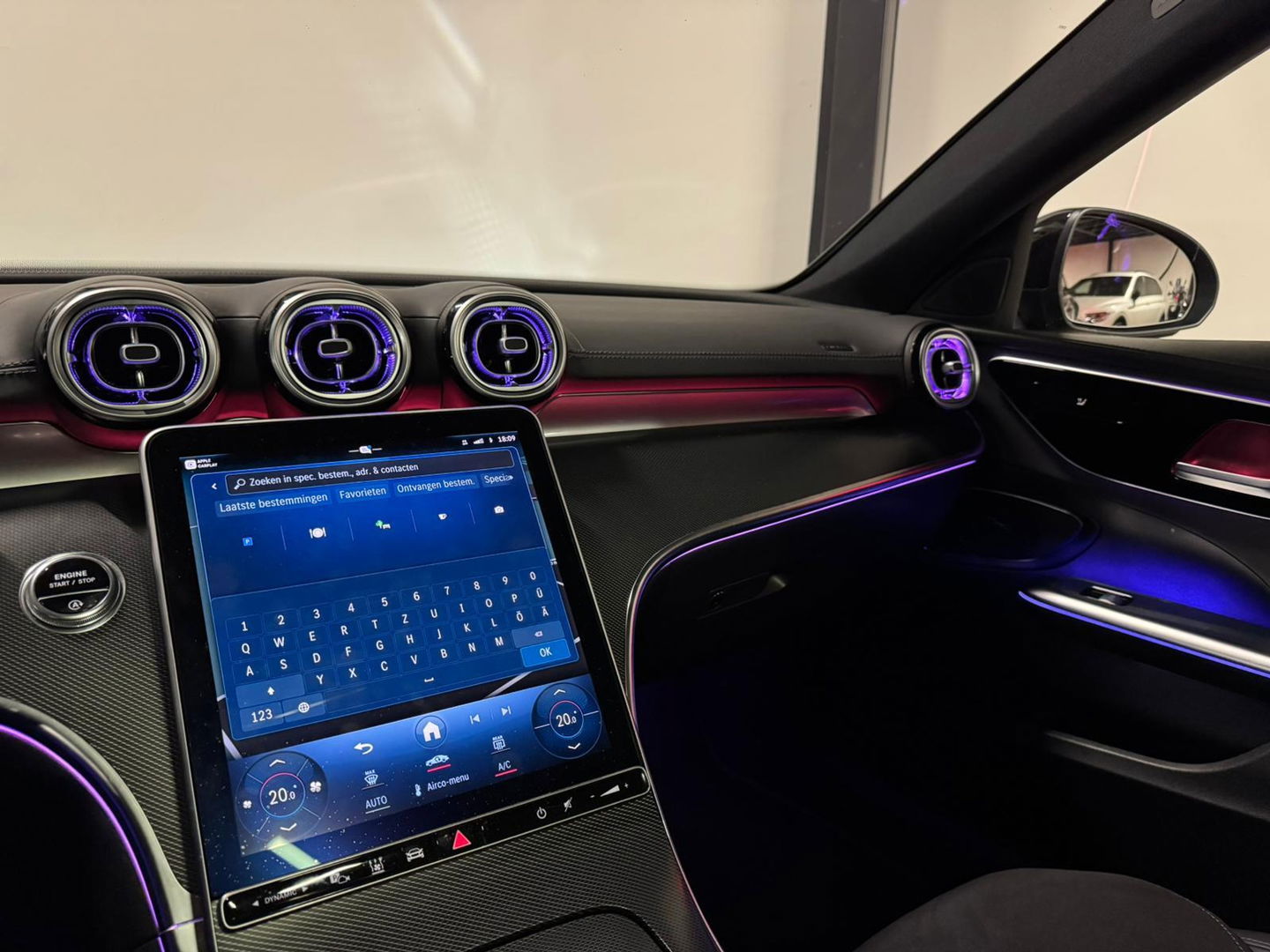 Mercedes-Benz C-Klasse 220 d 4MATIC AMG Mild Hybride PANO KEYLESS