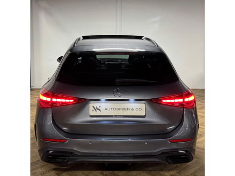 Mercedes-Benz C-Klasse 220 d 4MATIC AMG Mild Hybride PANO KEYLESS